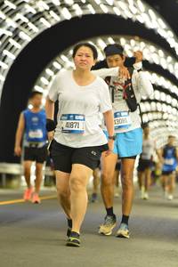 BIB: 41871, 43081
                            <button type="button" onclick="openModal(20471486)" class="btn btn-primary btn-sm float-right btn-popup" data-toggle="modal" data-target=".modal-high-quality">
                        <i class="fas fa-shopping-cart"></i> Add to Cart
                    </button>
                                            <button type="button" onclick="isThisMe(20471486, true)" class="btn btn-success btn-sm float-right btn-popup btn-isme hidden" data-toggle="tooltip" data-placement="bottom" title="นี่คือรูปของคุณใช่ไหม คลิกที่นี่เพื่อเอาเข้าอัลบั้ม">
                        <i class="fas fa-plus"></i> Add to album
                    </button>
                    <button type="button" onclick="isThisMe(20471486, false)" class="btn btn-warning btn-sm float-right btn-popup btn-isnotme hidden">
                        <i class="fas fa-ban"></i> Remove from album
                    </button>